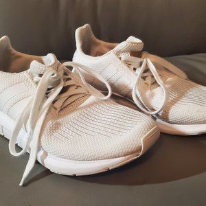 Women's Adidas Size 8.5